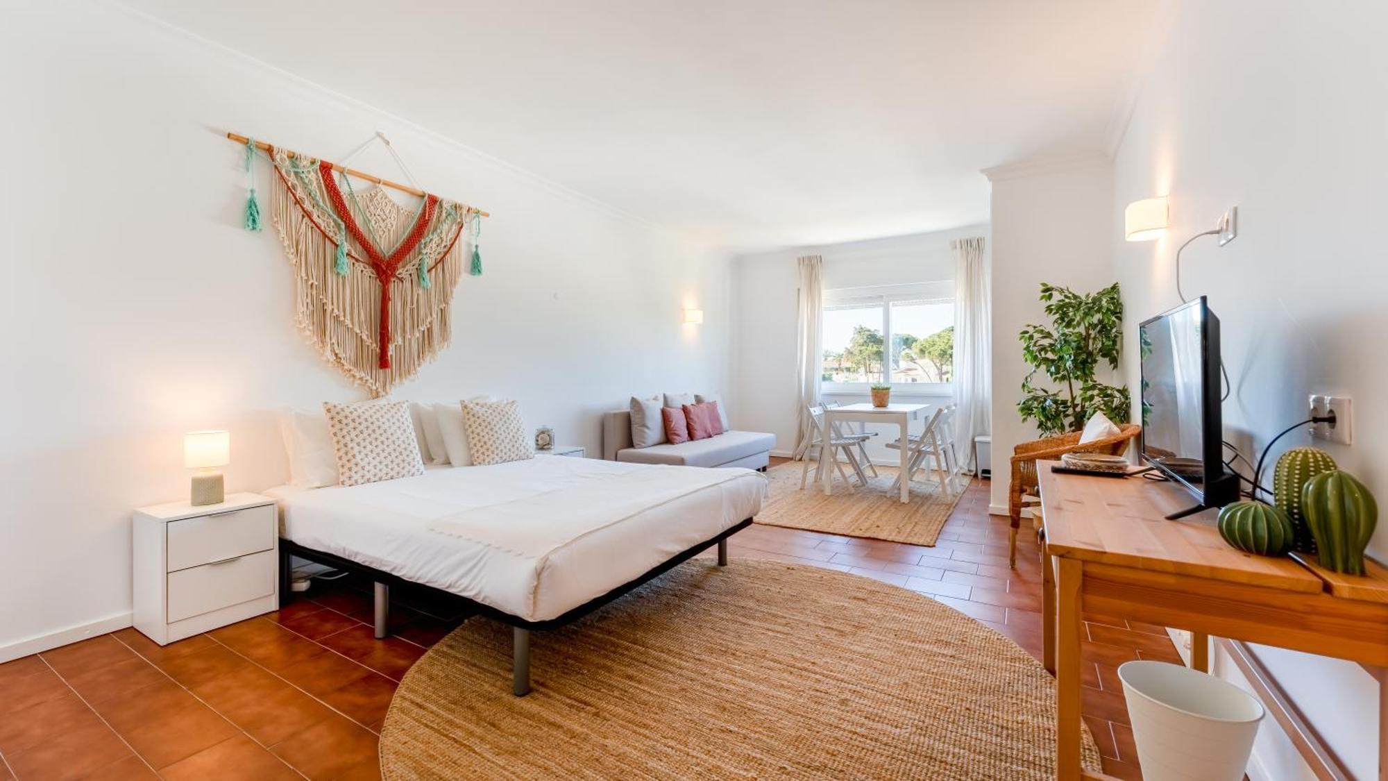 Stylish With Pool By Lovelystay Appartement *
